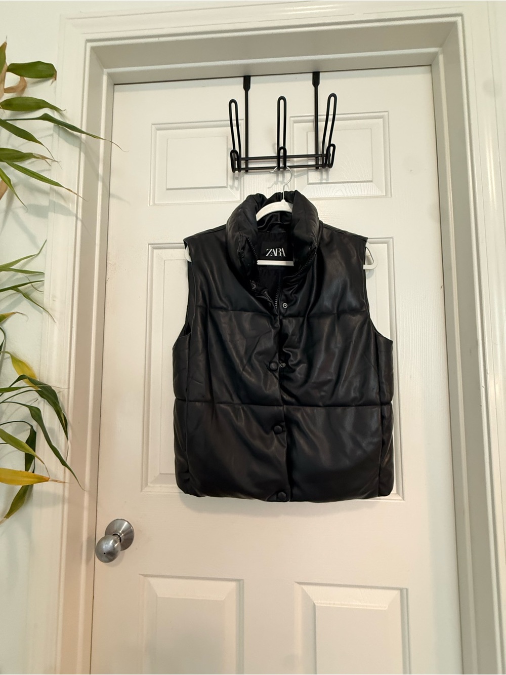 Zara Black Quilted Faux-Leather Puffer Vest